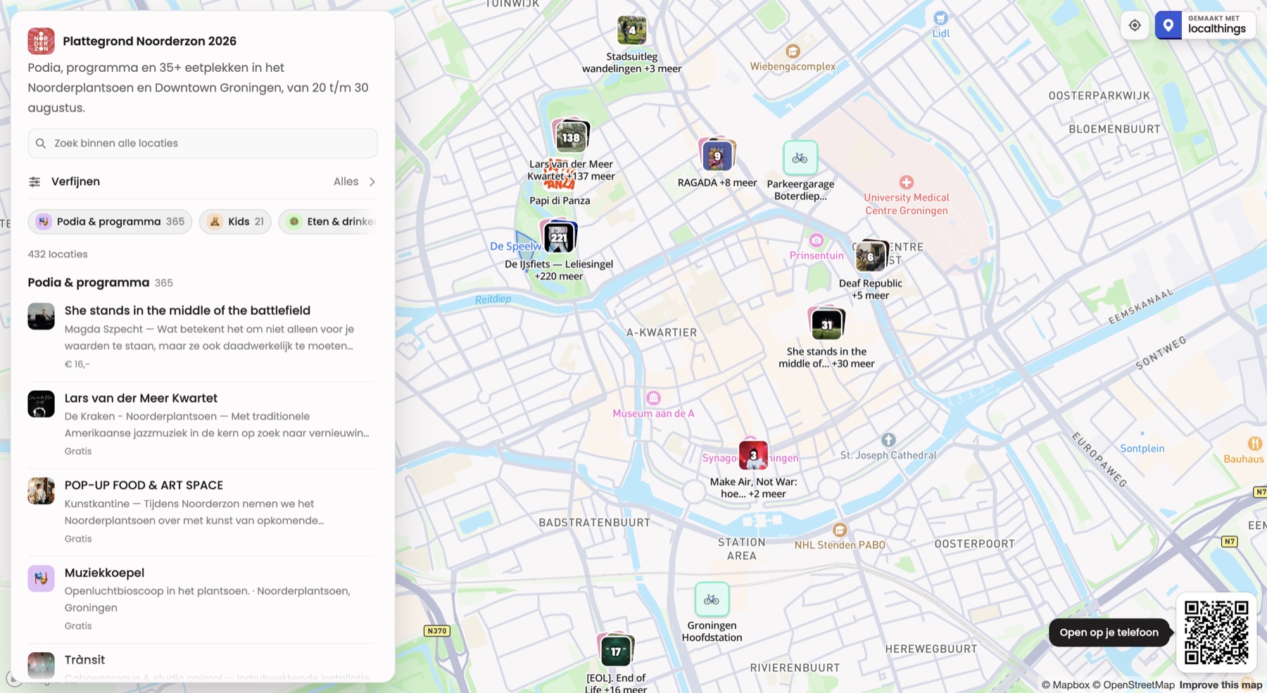 Browservenster met de gepubliceerde festivalkaart: de kaart met foto-clusters en ernaast de lijst met locaties